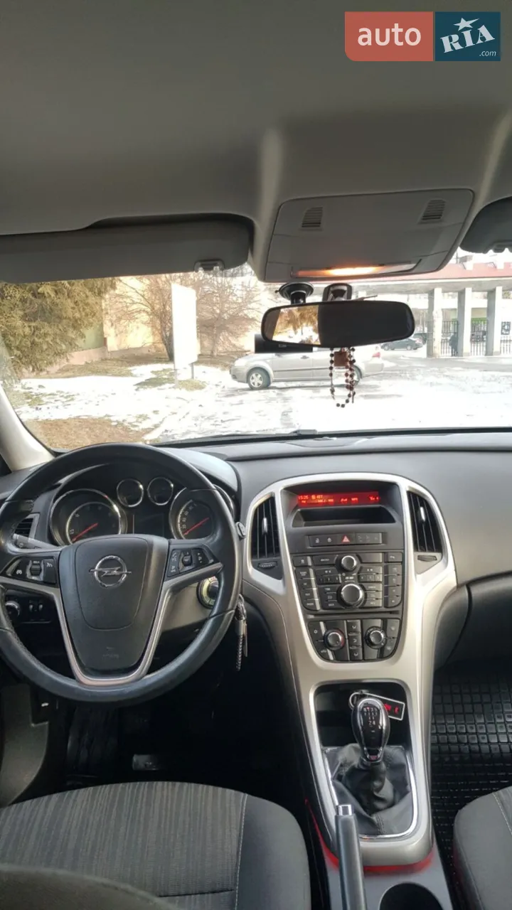 2011 Opel Astra - мініатюра 29