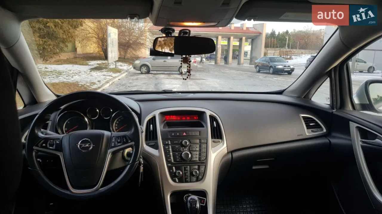 2011 Opel Astra - мініатюра 30