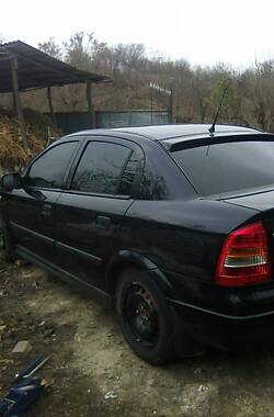 Седан Opel Astra 2003 в Крыжополе