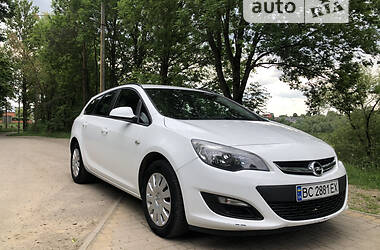 Універсал Opel Astra 2013 в Жидачові