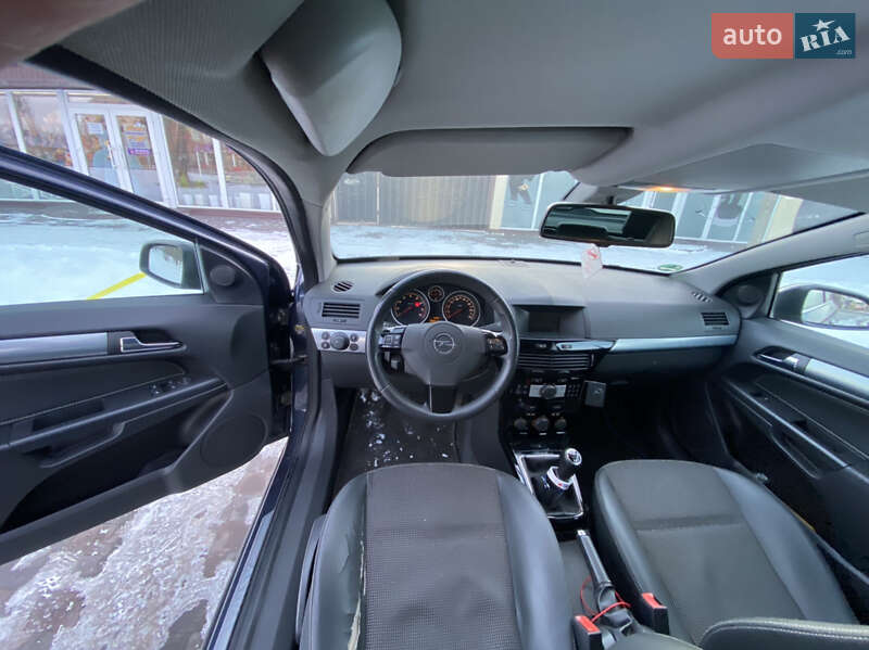 Хэтчбек Opel Astra 2009 в Кременчуге фото 23 Хэтчбек Opel Astra 2009 в Кременчуге