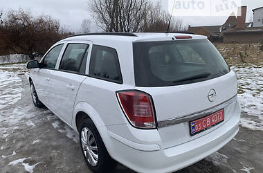 Универсал Opel Astra 2012 в Рожище