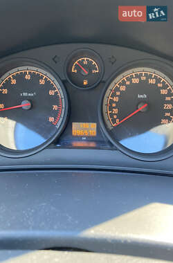 Хэтчбек Opel Astra 2008 в 