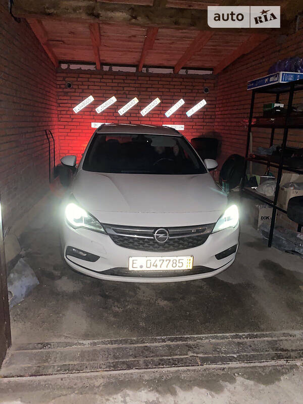 Универсал Opel Astra 2016 в Пирятине фото 81 Универсал Opel Astra 2016 в Пирятине