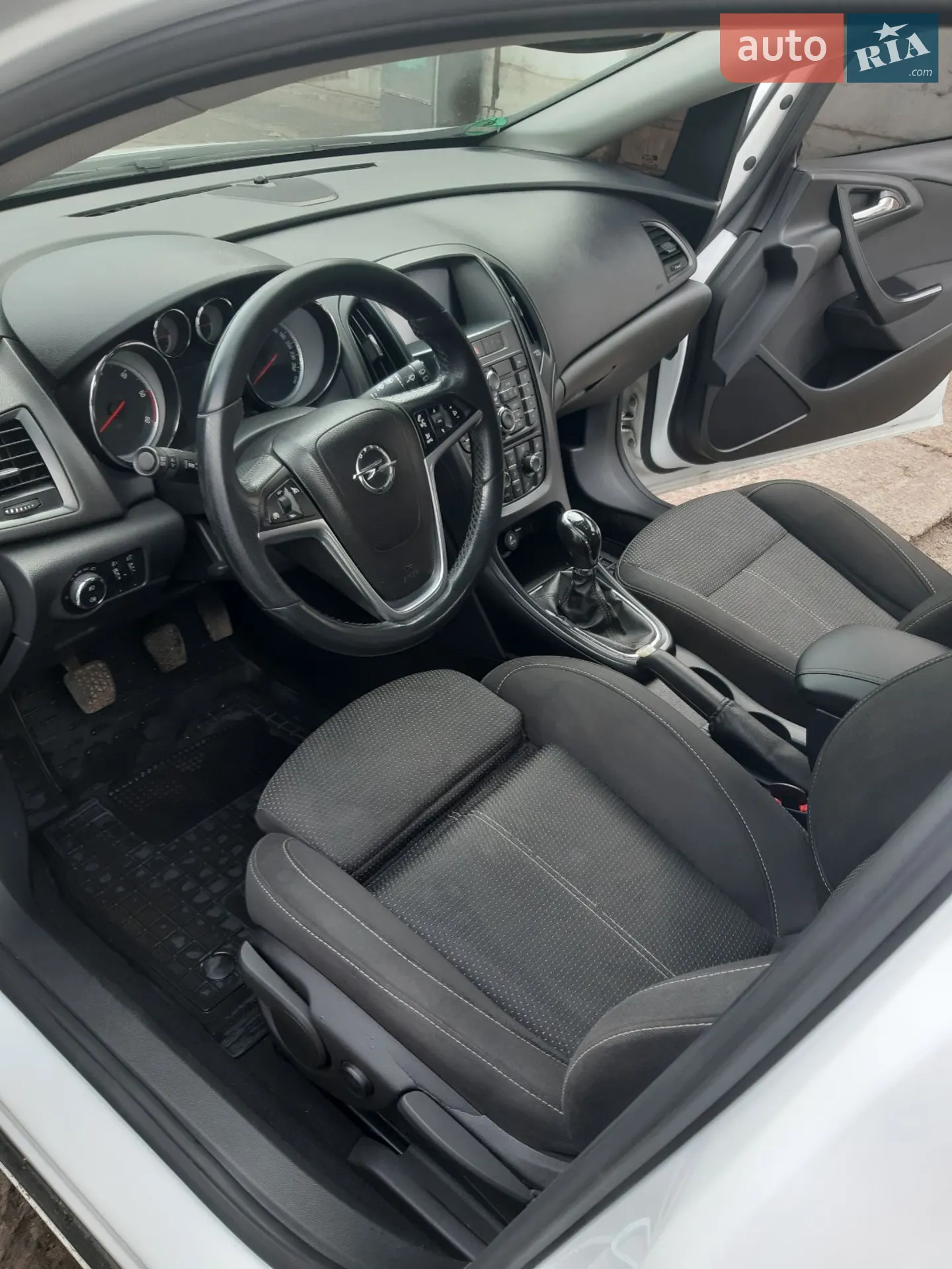 2011 Opel Astra - мініатюра 6