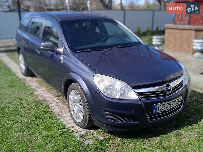 Универсал Opel Astra 2009 в Черновцах