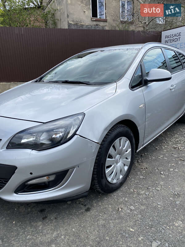 Универсал Opel Astra 2013 в Луцке фото 4 Универсал Opel Astra 2013 в Луцке