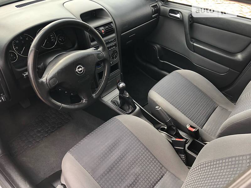 Универсал Opel Astra 2004 в Житомире