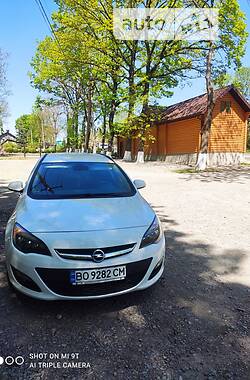 Универсал Opel Astra 2015 в Залещиках