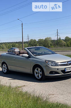 Кабріолет Opel Astra 2006 в Києві