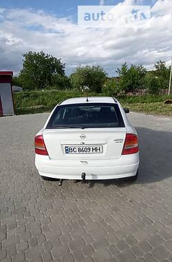 Хетчбек Opel Astra 2000 в Дрогобичі