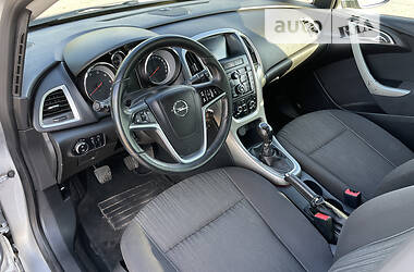 Универсал Opel Astra 2012 в Ковеле