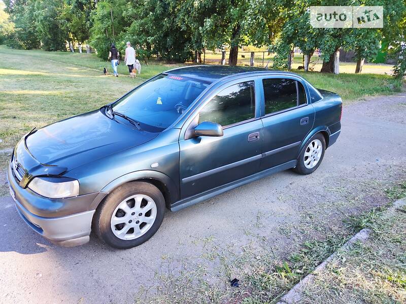 Седан Opel Astra 2004 в Черкассах фото 6 Седан Opel Astra 2004 в Черкассах