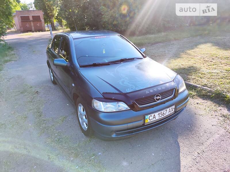 Седан Opel Astra 2004 в Черкассах фото 2 Седан Opel Astra 2004 в Черкассах