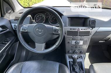 Универсал Opel Astra 2007 в Дубно