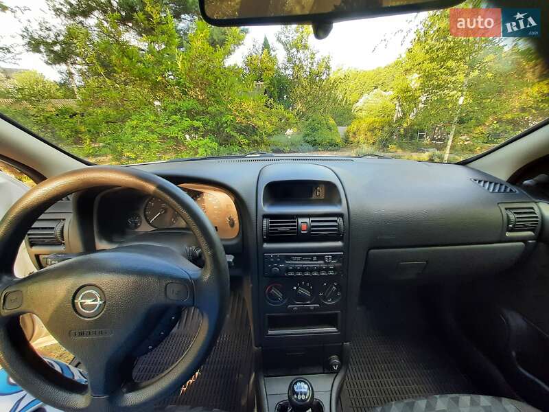 Універсал Opel Astra 1998 в Бару