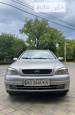 Универсал Opel Astra 2001 в Тячеве