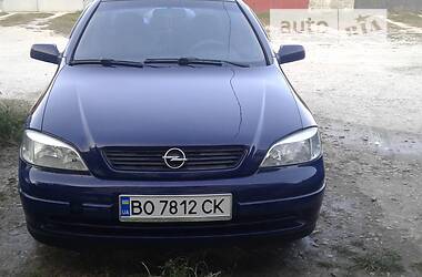 Седан Opel Astra 2003 в Подволочиске