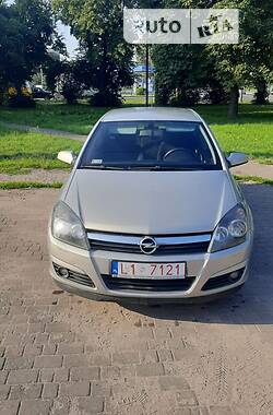 Хетчбек Opel Astra 2005 в Львові