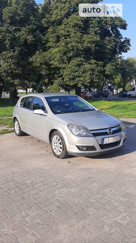 Хетчбек Opel Astra 2005 в Львові