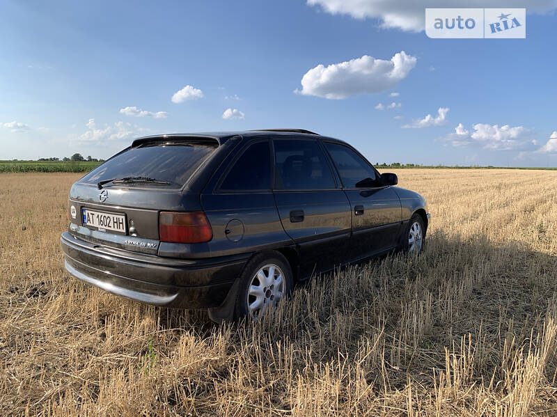 Хетчбек Opel Astra 1997 в Коломиї