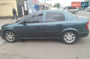 Седан Opel Astra 2005 в Стрые