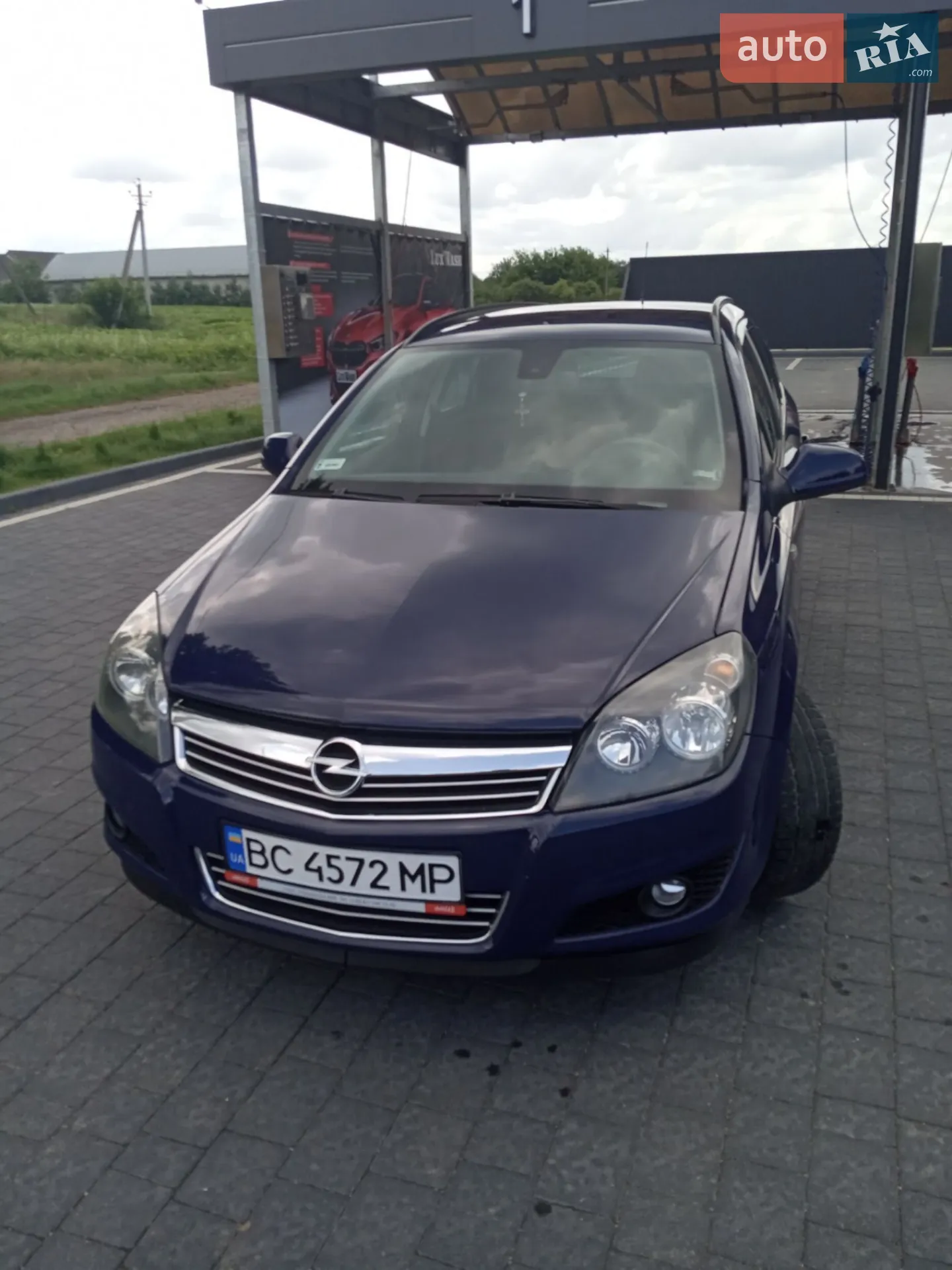 2010 Opel Astra - фото 1