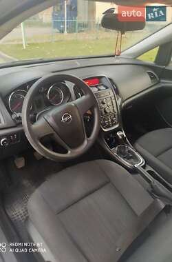 Универсал Opel Astra 2013 в Калуше