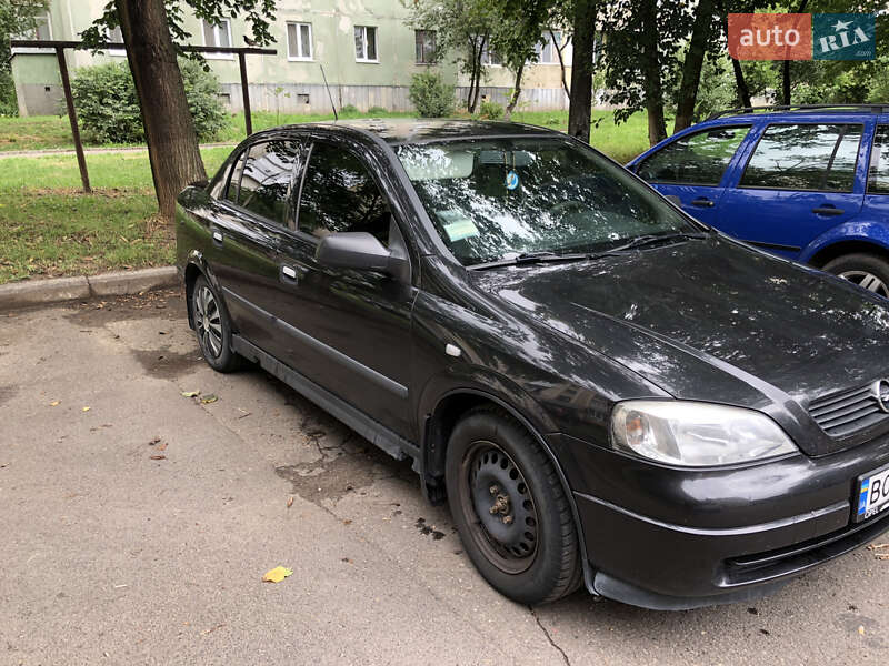 Седан Opel Astra 2008 в Луцке