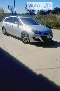 Универсал Opel Astra 2014 в 
