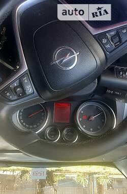 Универсал Opel Astra 2014 в 
