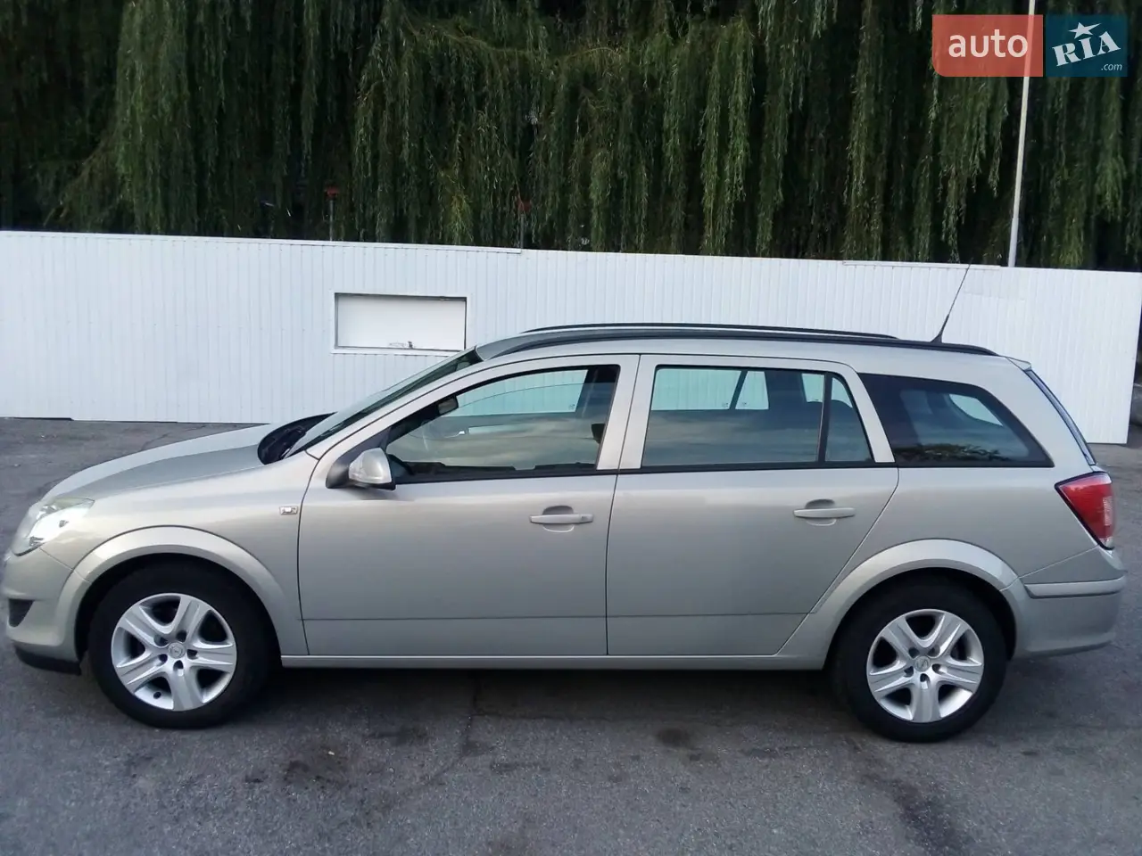 2010 Opel Astra - мініатюра 17