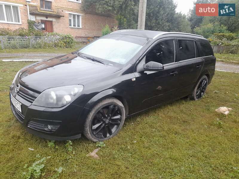 Універсал Opel Astra 2005 в Сумах