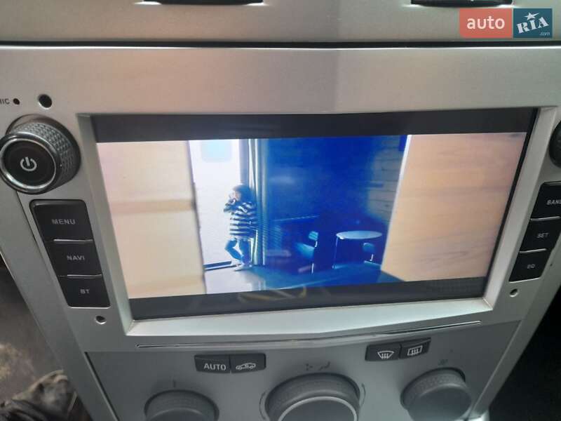 Універсал Opel Astra 2005 в Сумах