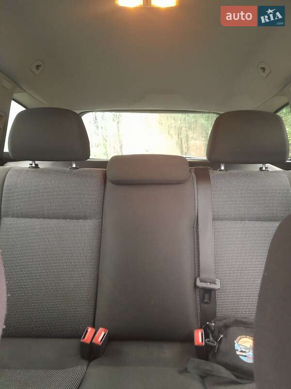 Універсал Opel Astra 2005 в Сумах