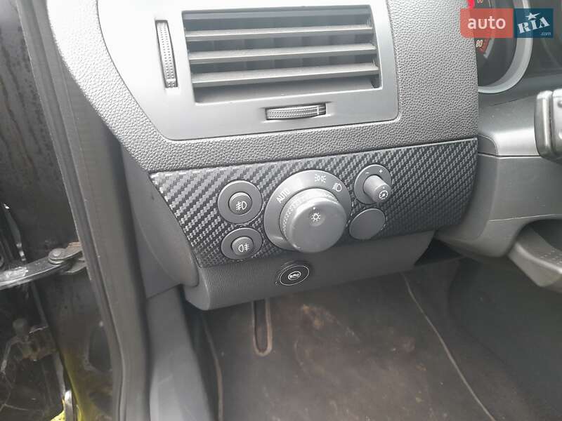 Універсал Opel Astra 2005 в Сумах