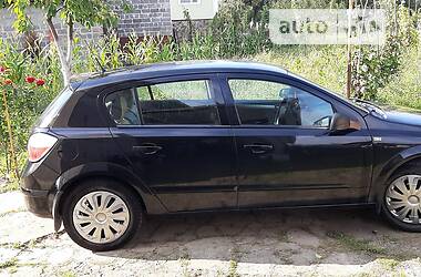 Хэтчбек Opel Astra 2004 в Николаеве