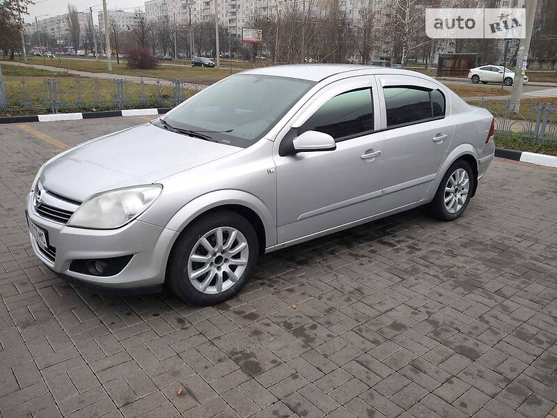 Седан Opel Astra 2008 в Харькове