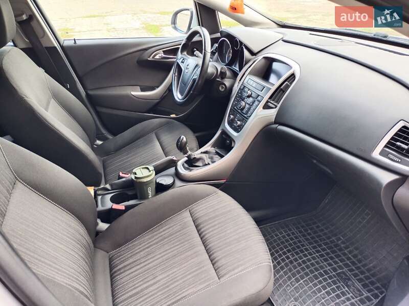 Хетчбек Opel Astra 2011 в Біляївці
