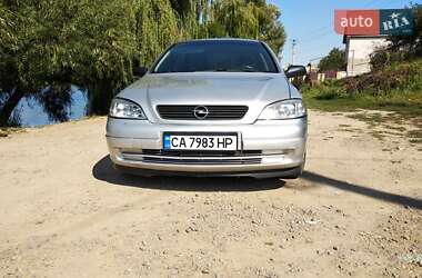 Седан Opel Astra 2001 в Гайвороне