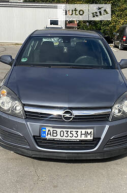 Хэтчбек Opel Astra 2006 в Тульчине