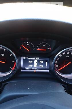 Универсал Opel Astra 2017 в 