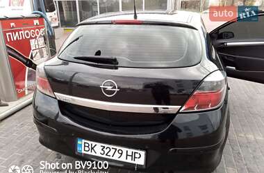 Хэтчбек Opel Astra 2008 в 