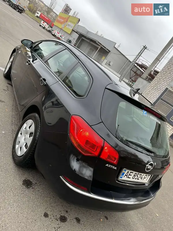 Opel Astra 2015