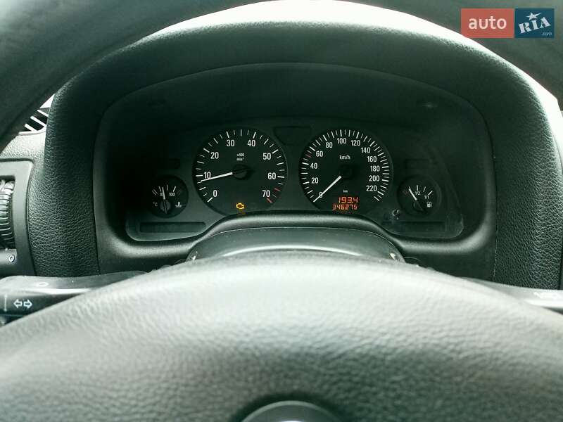 Хетчбек Opel Astra 2001 в Здолбуніві