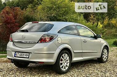 Купе Opel Astra 2005 в Коломые