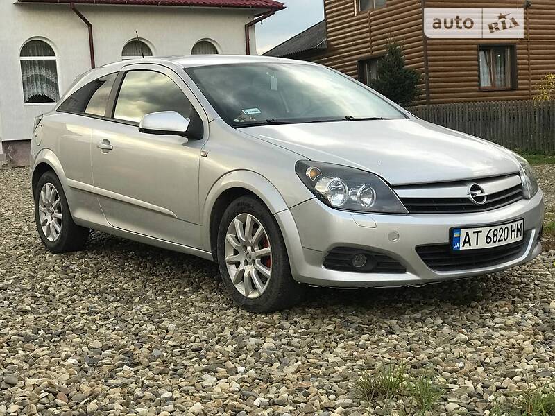 Купе Opel Astra 2005 в Коломые