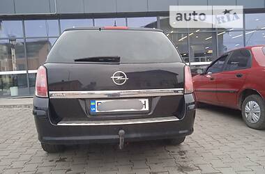 Универсал Opel Astra 2005 в Теребовле