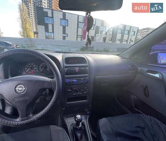 Седан Opel Astra 2007 в Києві фото 3 Седан Opel Astra 2007 в Києві