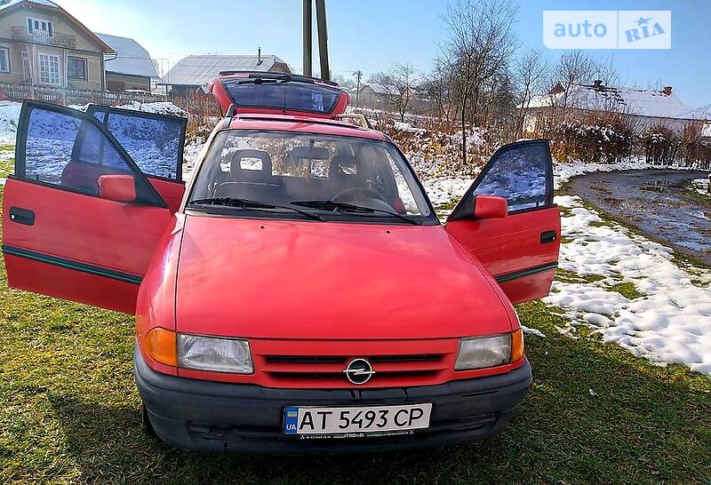 Хэтчбек Opel Astra 1994 в Ивано-Франковске